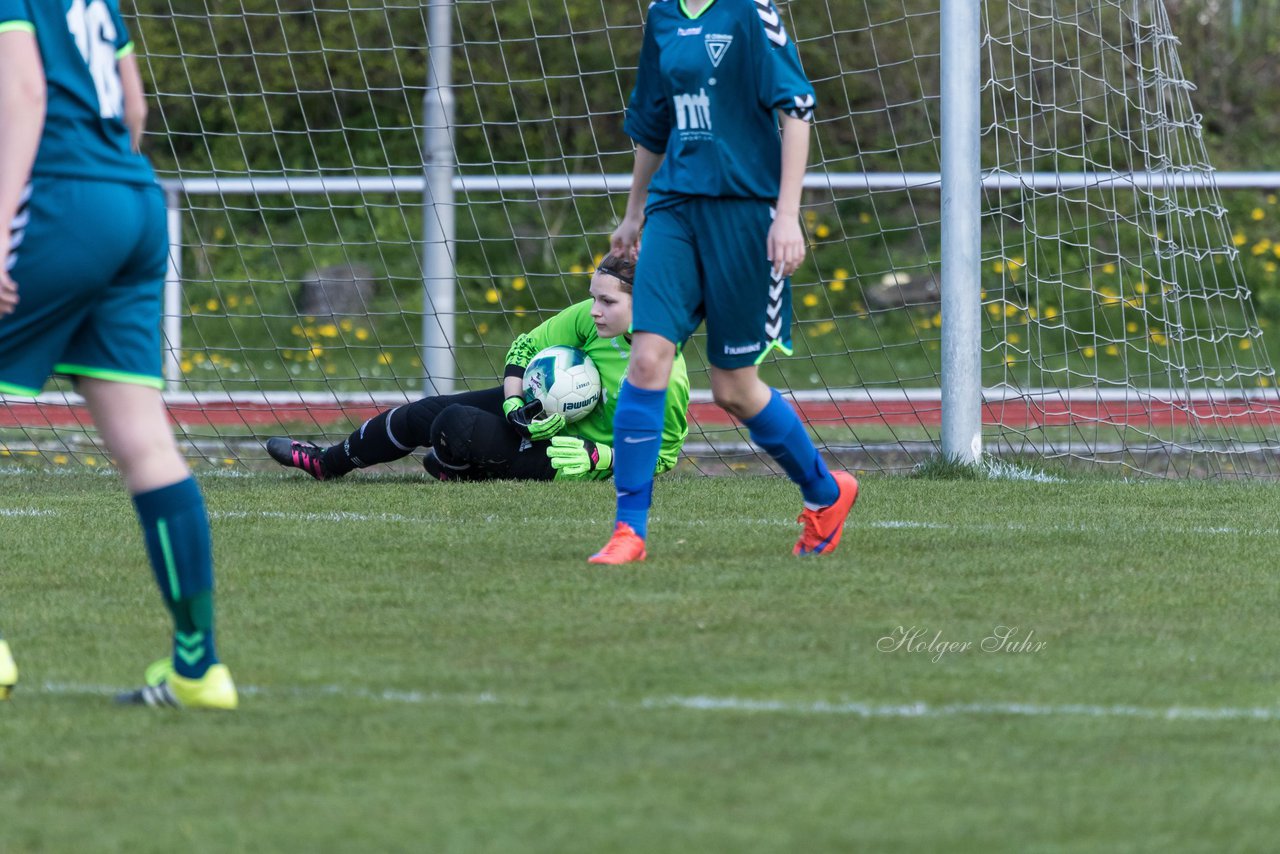 Bild 247 - wBJ VfL Oldesloe - SV Henstedt Ulzburg : Ergebnis: 3:3